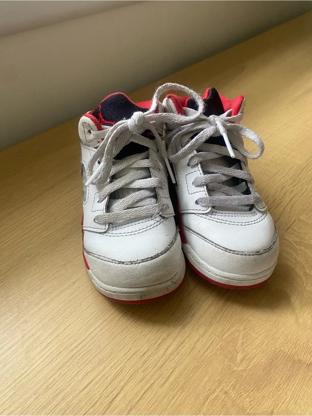 AIR JORDAN 5 RETRO FIRE RED LIFESTYLE SHOE 8c